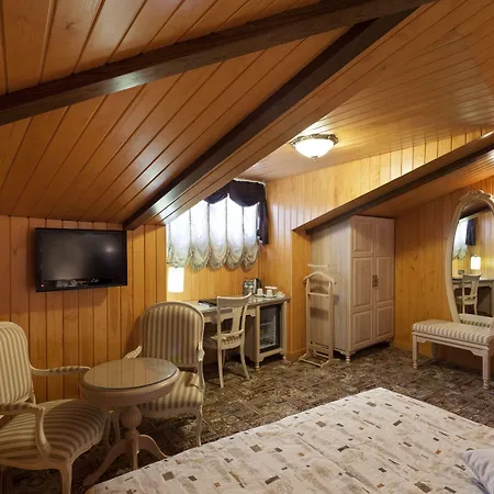 Hotel Ottoman's Life S Class