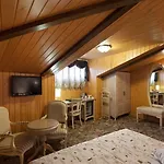 Hotel Ottoman's Life S Class